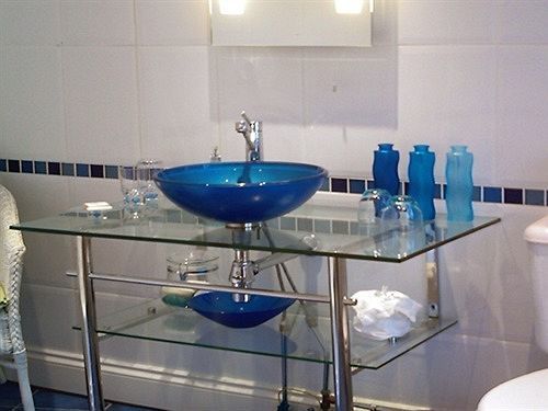 Linchens Bed And Breakfast Felbridge المظهر الخارجي الصورة